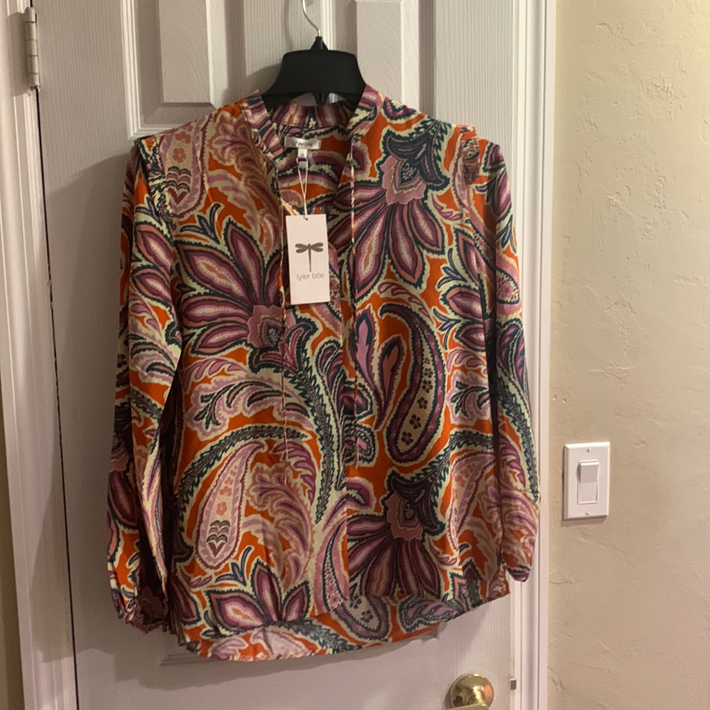 100% Silk New With Tags Multi Colored Long Sleeved Blouse